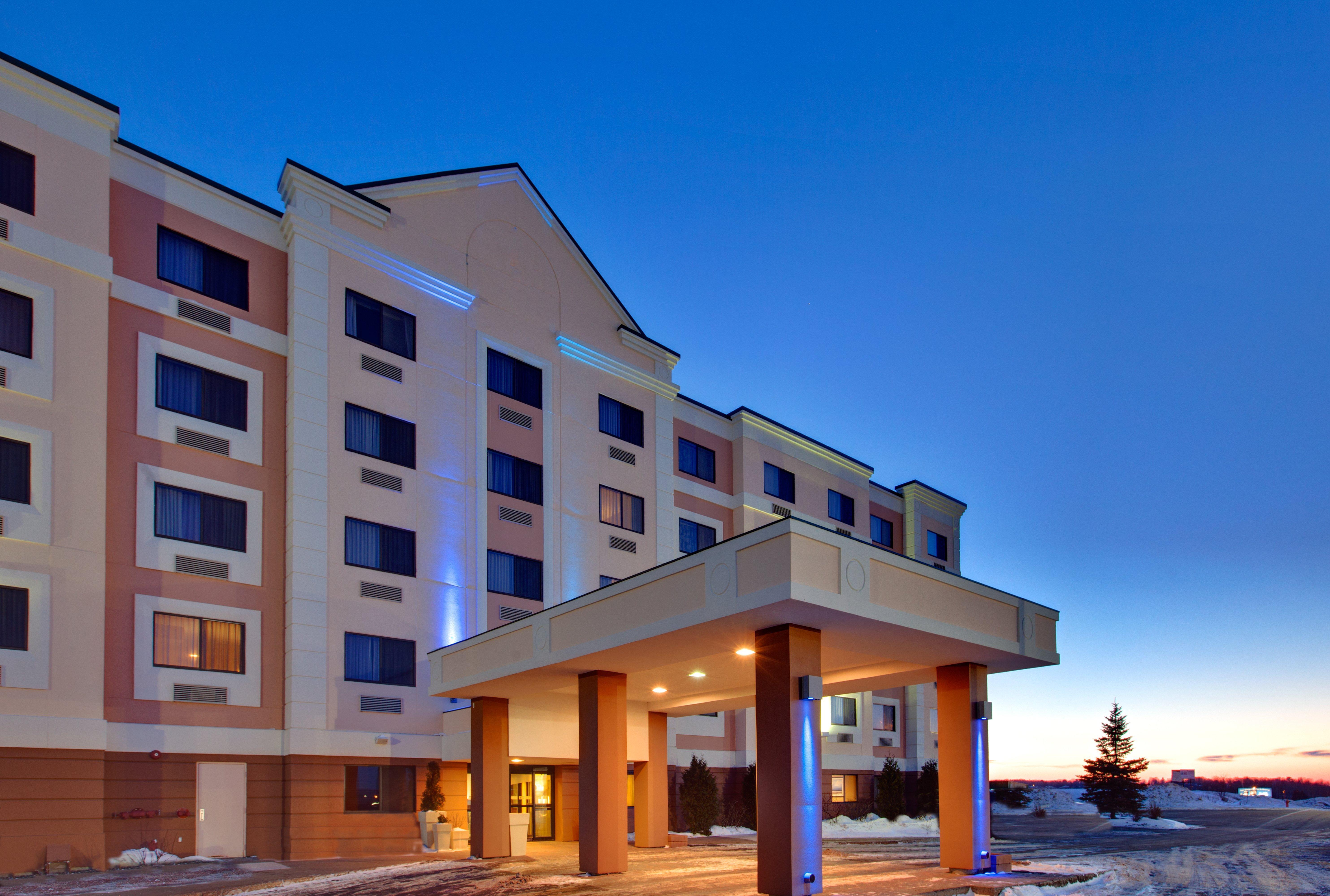 Holiday Inn Express Sault Ste Marie By Ihg Exterior photo
